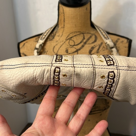 COLE HAAN CREAMY IVORY VILLAGE GROMMET HOBO SHOULDER BAG - Picture 8 of 17